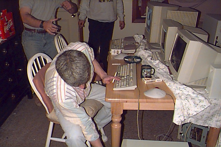 I tell ya.. that QW CTF server is a POT HEAD